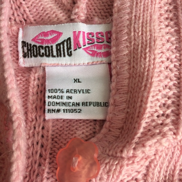 Pink sweater with hoodie - Picture 2 of 3